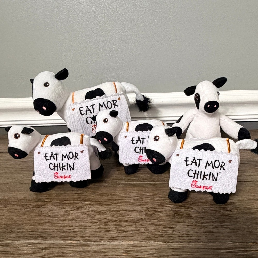 Chick-fil-A Eat Mor Chikin Cow Plush Lot of 5 Advertising Mascot Stuffed Animals
